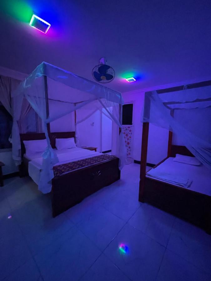 Garden Dreams Hotel Нунгви Екстериор снимка