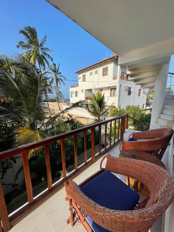Garden Dreams Hotel Нунгви Екстериор снимка